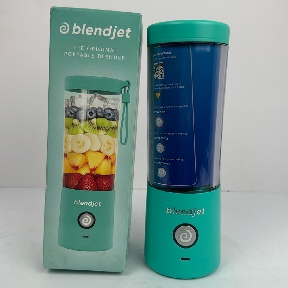 BlendJet Portable Blender for Smoothies & Shakes - 16oz